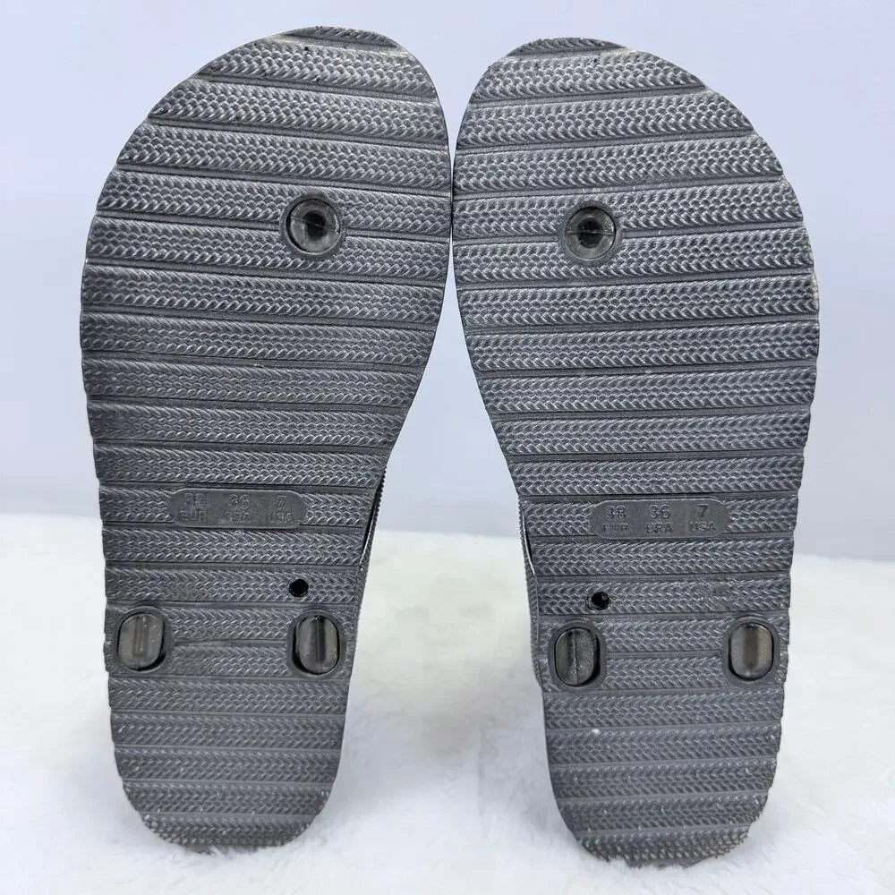 Capelli Silver Rhinestone Bling Womens Flip Flops Size 7 NWOB
